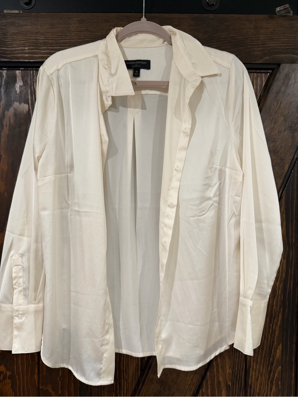 Banana Republic Women’s Cream Button-Up Shirt